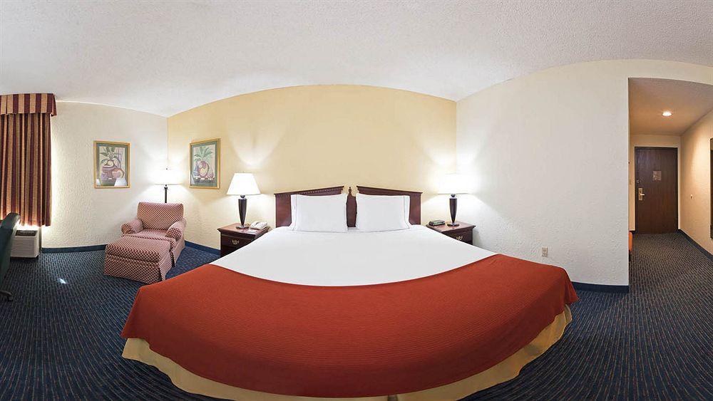 La Quinta By Wyndham Jonesboro Hotell Eksteriør bilde